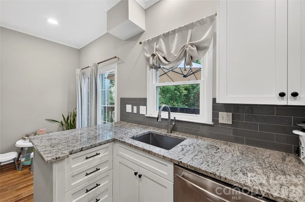 312 W 10th Street Charlotte NC 28202