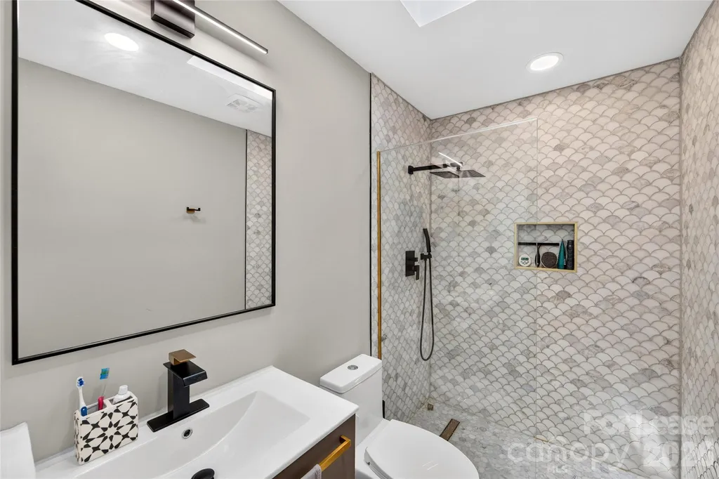 312 W 10th Street Charlotte NC 28202