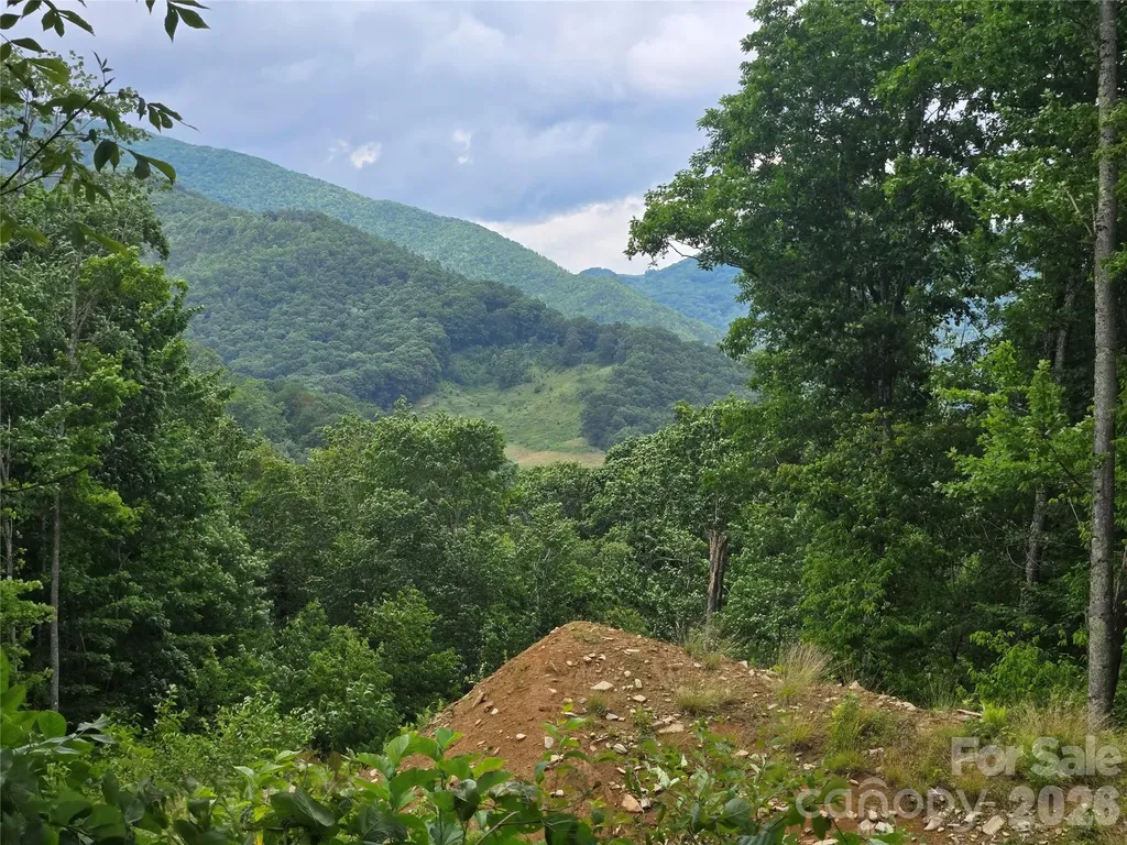 52 Lantern Ridge Maggie Valley NC 28751