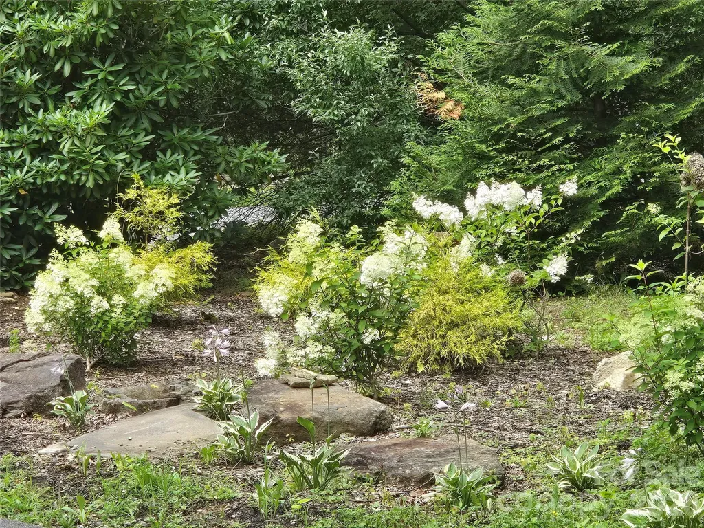 52 Lantern Ridge Maggie Valley NC 28751