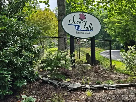 52 Lantern Ridge Maggie Valley NC 28751