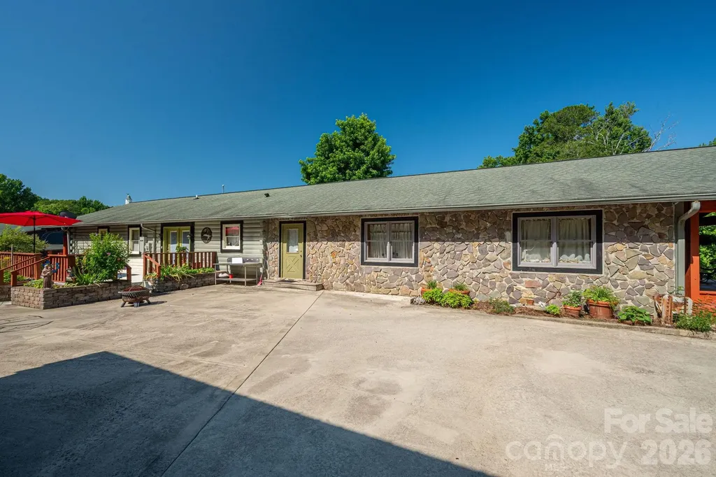 120 Wiggins Lane Kings Mountain NC 28086