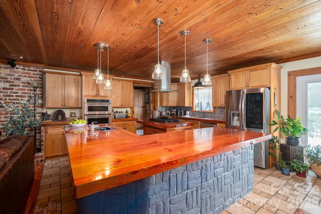 120 Wiggins Lane Kings Mountain NC 28086
