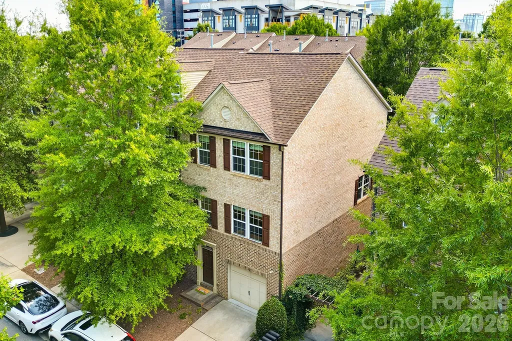 225 Lincoln Street Charlotte NC 28203
