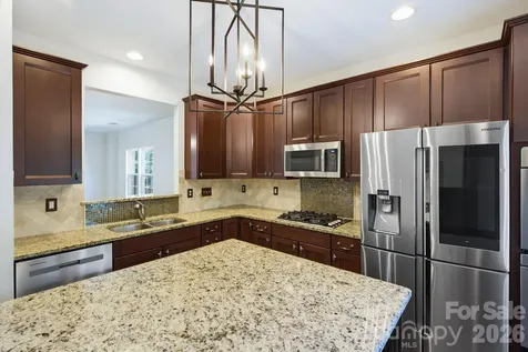 225 Lincoln Street Charlotte NC 28203