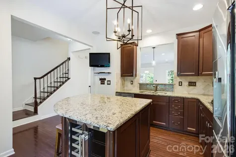 225 Lincoln Street Charlotte NC 28203