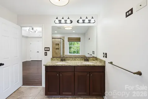 225 Lincoln Street Charlotte NC 28203