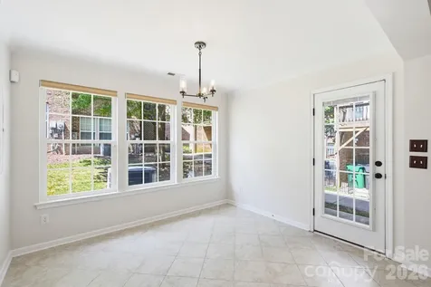 225 Lincoln Street Charlotte NC 28203