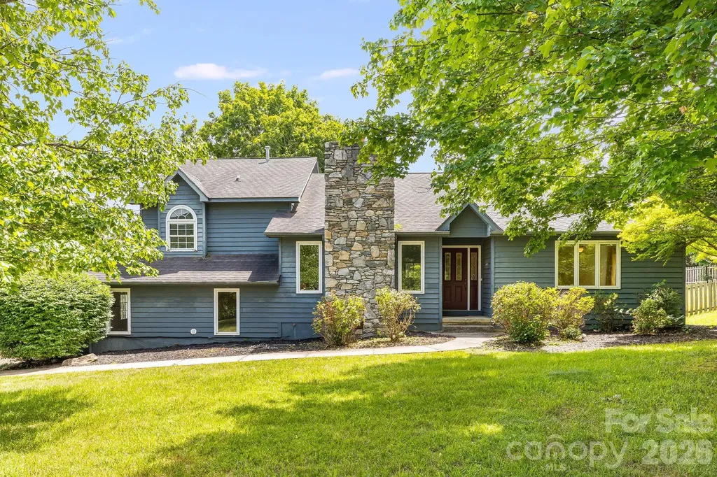 2 Jaks Ridge Drive Asheville NC 28805