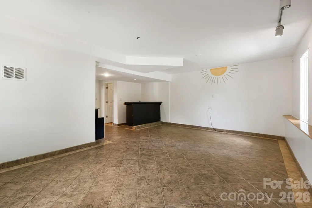 2 Jaks Ridge Drive Asheville NC 28805