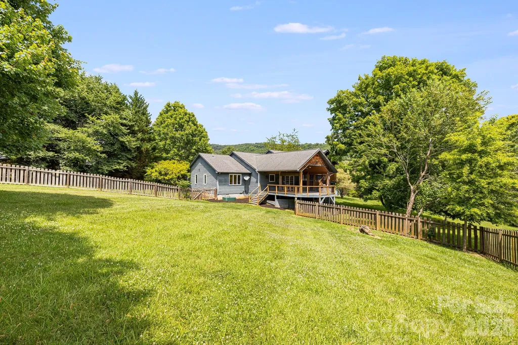 2 Jaks Ridge Drive Asheville NC 28805