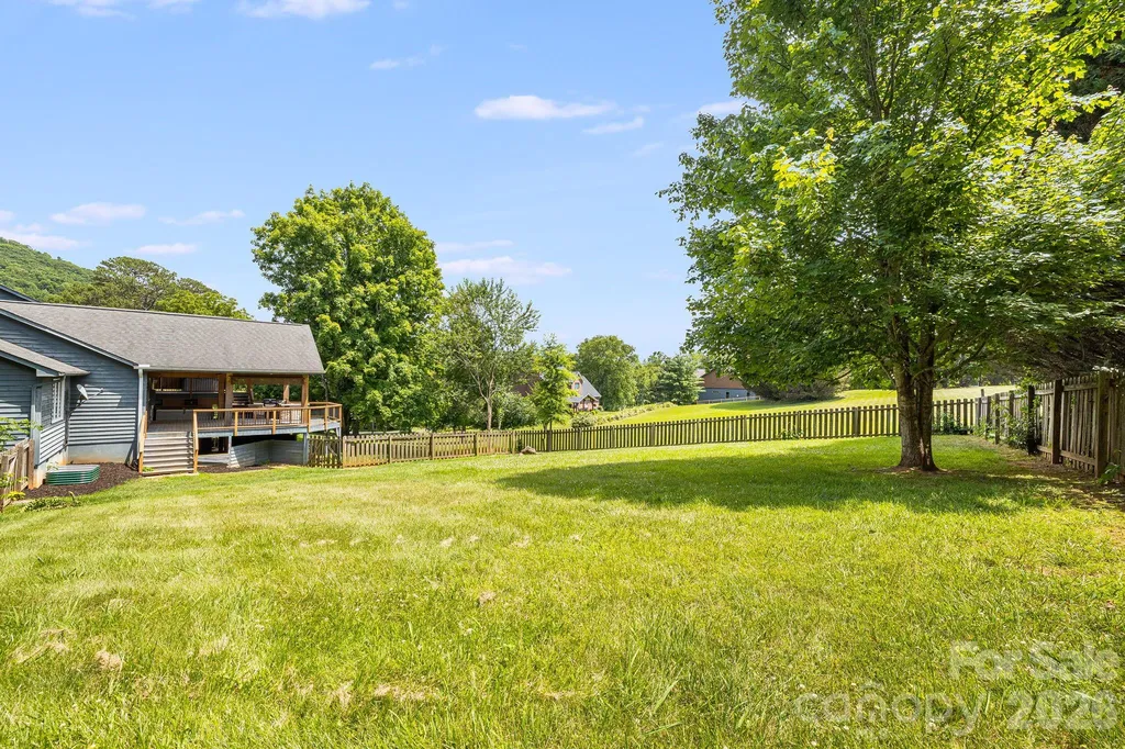 2 Jaks Ridge Drive Asheville NC 28805