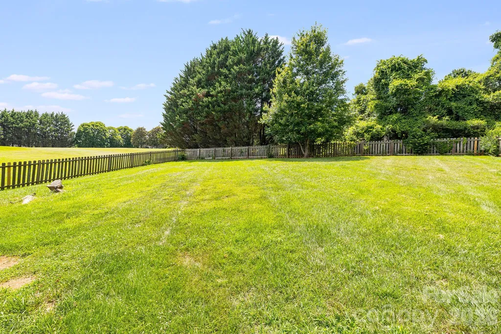 2 Jaks Ridge Drive Asheville NC 28805