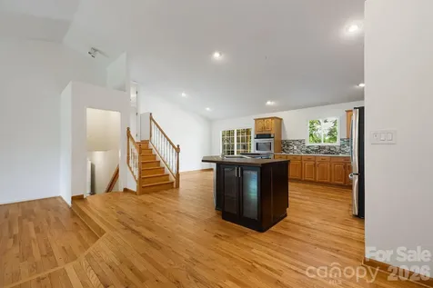 2 Jaks Ridge Drive Asheville NC 28805
