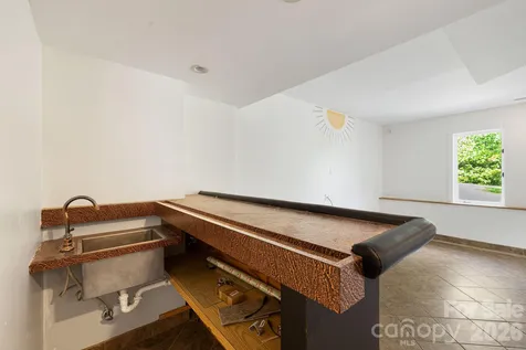 2 Jaks Ridge Drive Asheville NC 28805