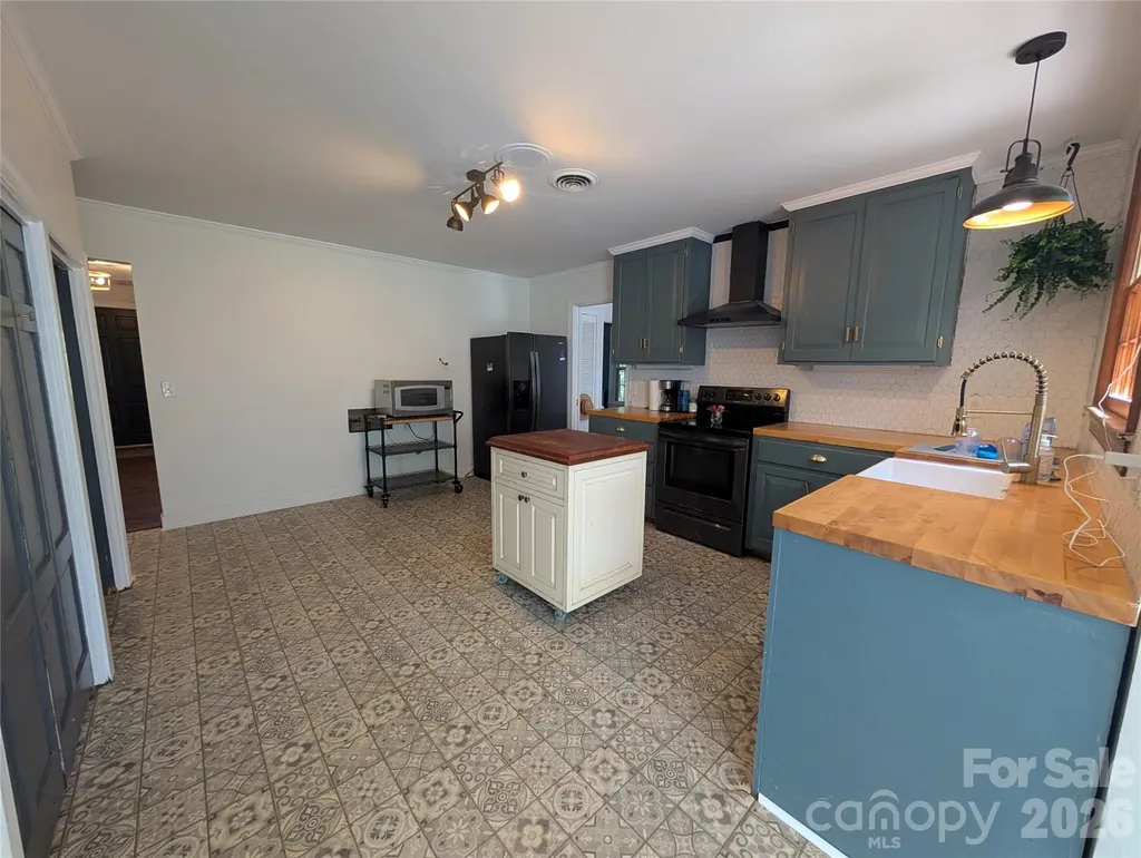 571 Piedmont Road Rutherfordton NC 28139