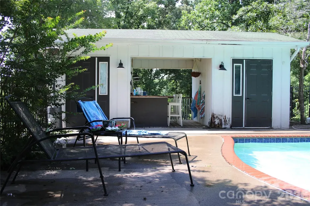 571 Piedmont Road Rutherfordton NC 28139