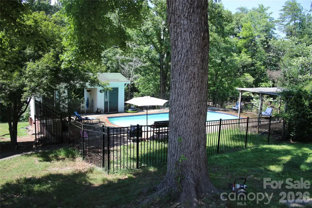 571 Piedmont Road Rutherfordton NC 28139