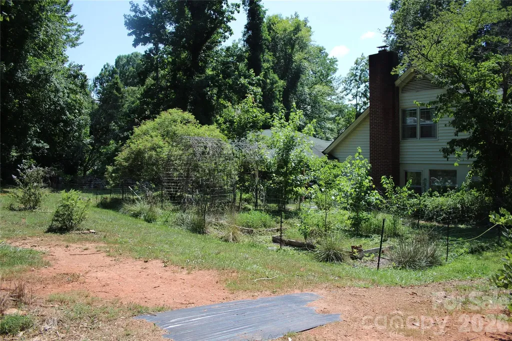571 Piedmont Road Rutherfordton NC 28139
