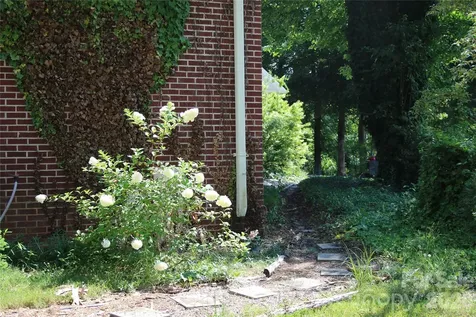 571 Piedmont Road Rutherfordton NC 28139