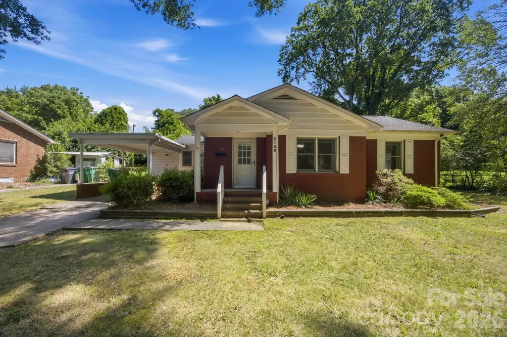 3129 Iredell Drive Charlotte NC 28269