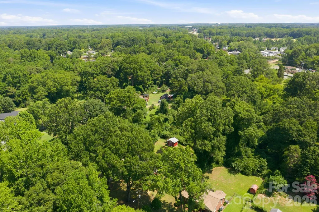 3129 Iredell Drive Charlotte NC 28269