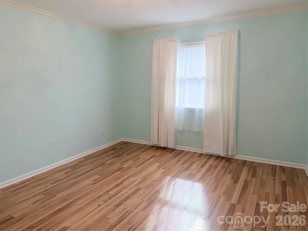 381 James Court High Point NC 27265