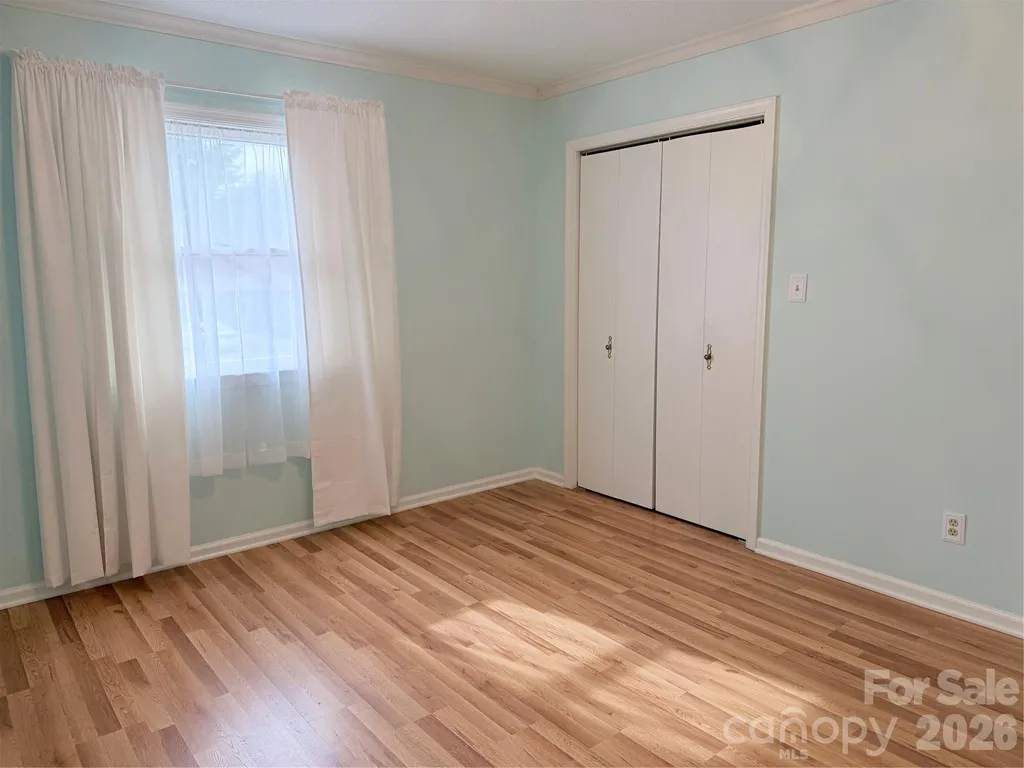 381 James Court High Point NC 27265