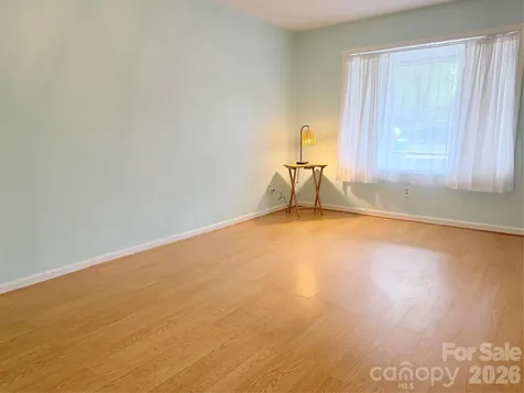 381 James Court High Point NC 27265