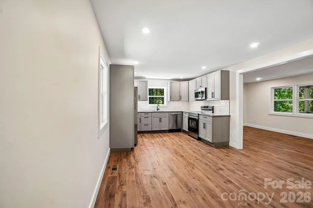 165 Westwood Drive Brevard NC 28712