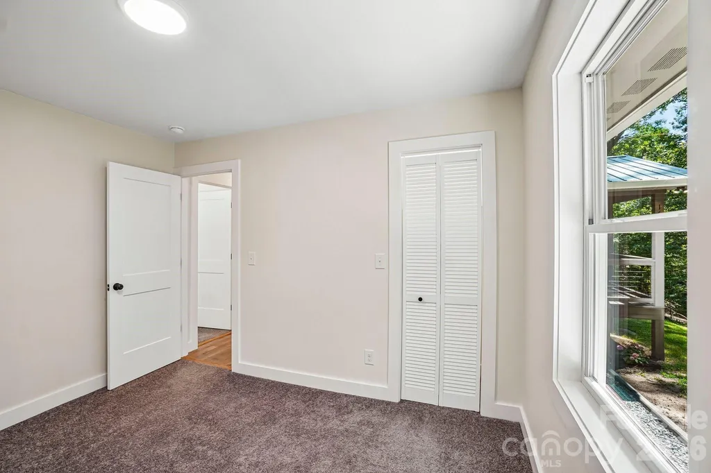 165 Westwood Drive Brevard NC 28712
