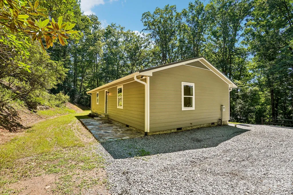 165 Westwood Drive Brevard NC 28712