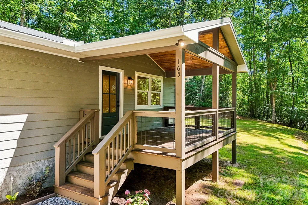 165 Westwood Drive Brevard NC 28712