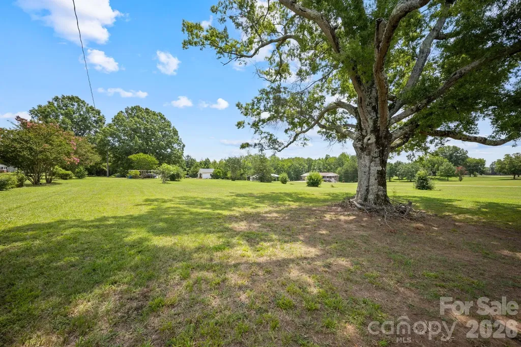 3512 Mount Pleasant Road N Concord NC 28025