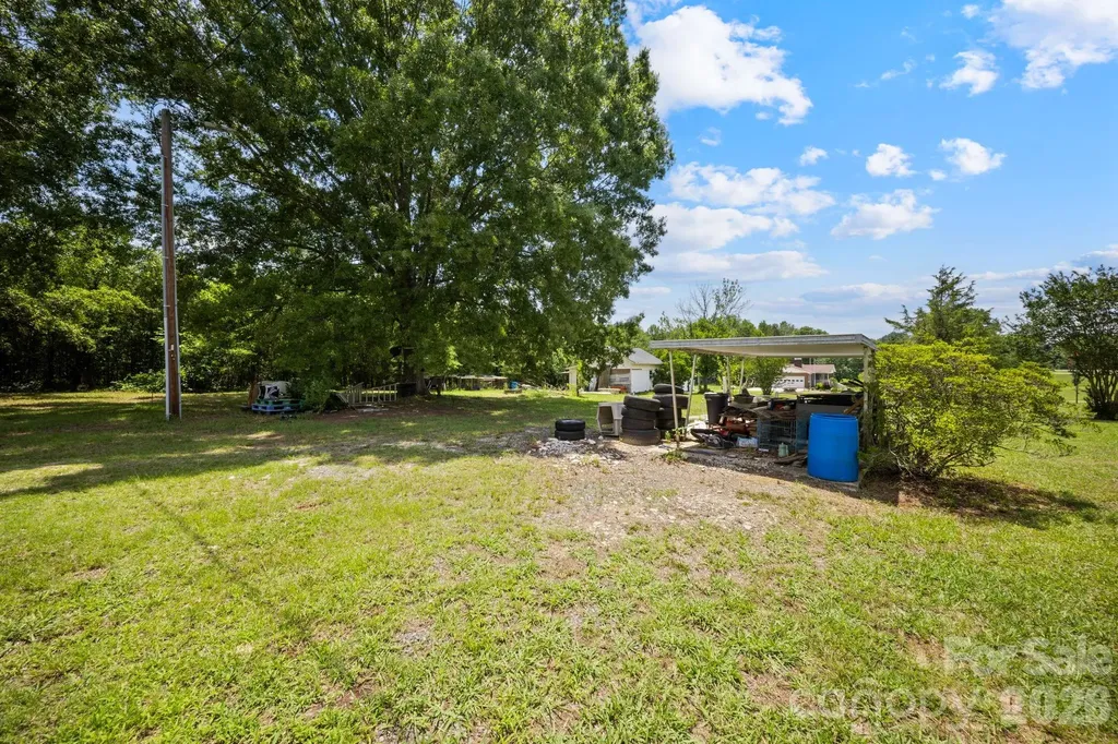 3512 Mount Pleasant Road N Concord NC 28025