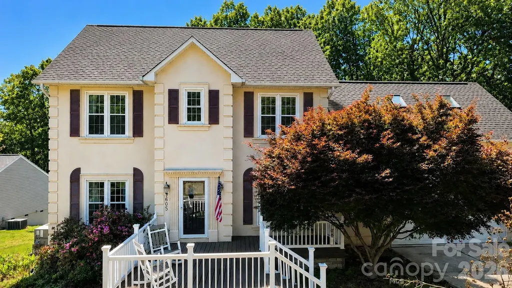 7605 Keating Drive Oak Ridge NC 27310
