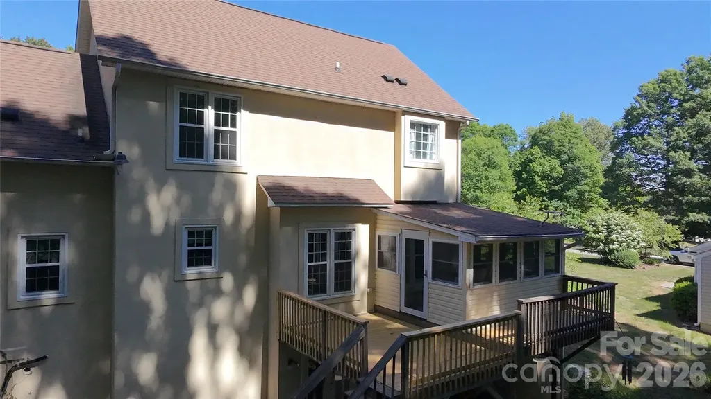 7605 Keating Drive Oak Ridge NC 27310