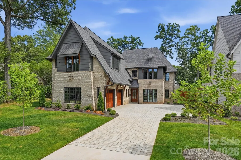 154 N Canterbury Road Charlotte NC 28211