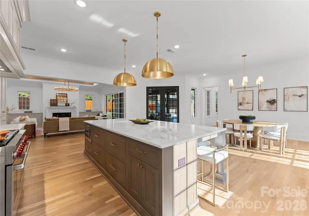154 N Canterbury Road Charlotte NC 28211