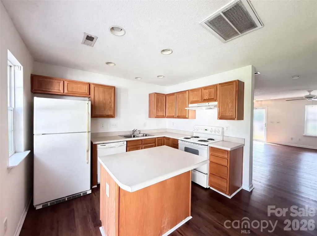 14205 Tranters Creek Lane Charlotte NC 28273