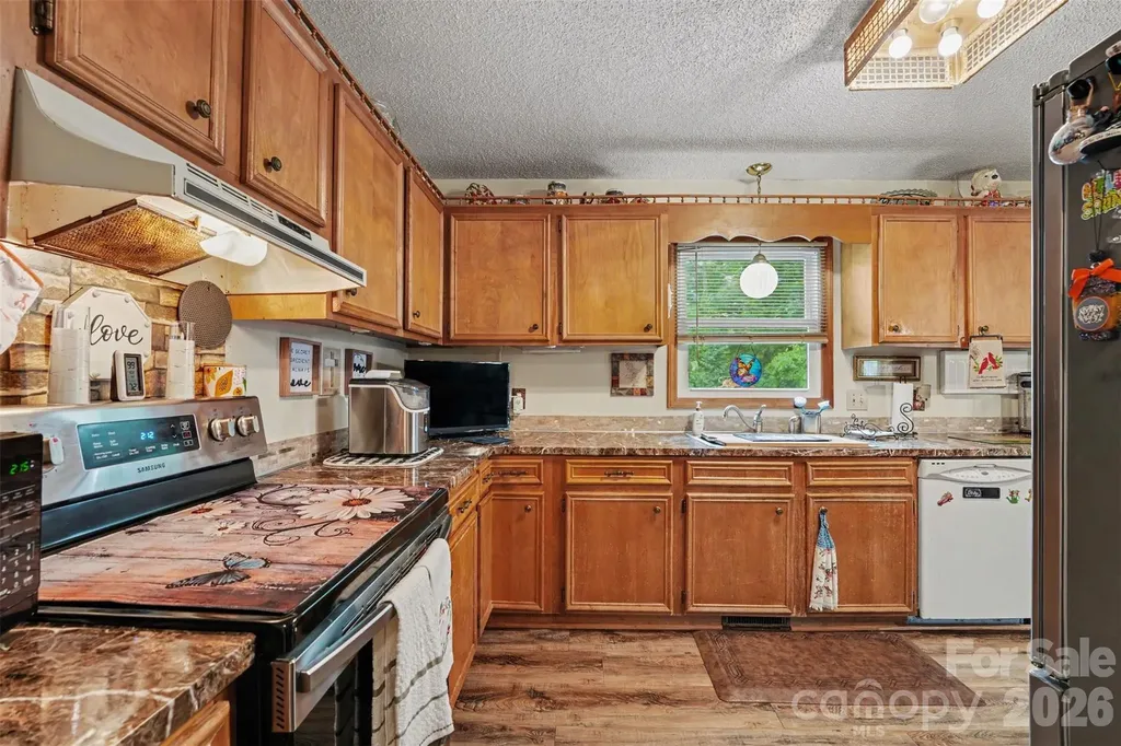1446 32nd Street Court NE Conover NC 28613