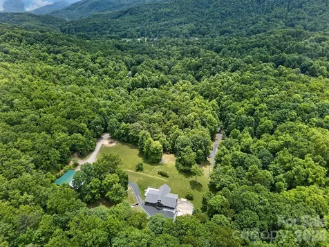 97 Whippoorwill Lane Fairview NC 28730