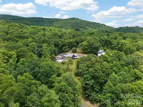 97 Whippoorwill Lane Fairview NC 28730