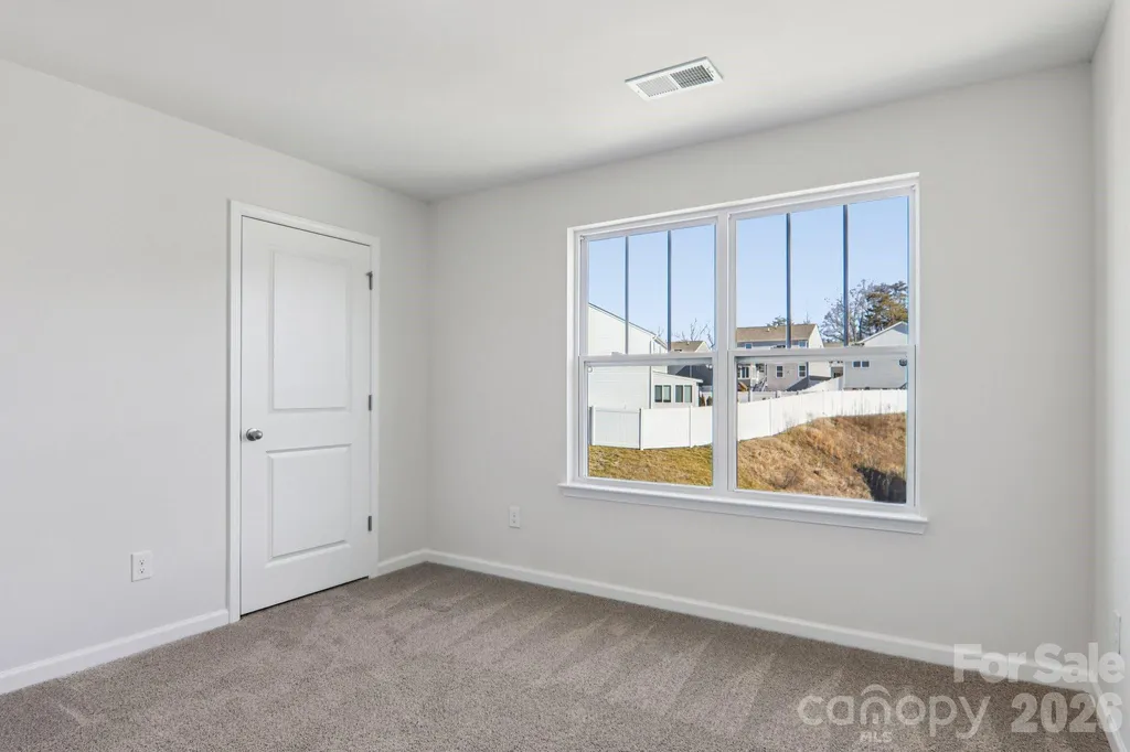 843 Adelston Lane Asheville NC 28804