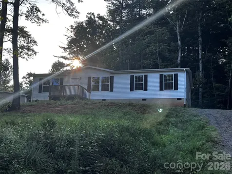 3153 Bear Trail Drive Lenoir NC 28645