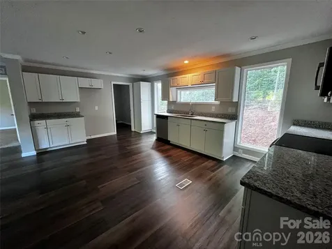 3153 Bear Trail Drive Lenoir NC 28645