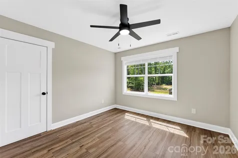 5005 Oconee Drive Stanley NC 28164