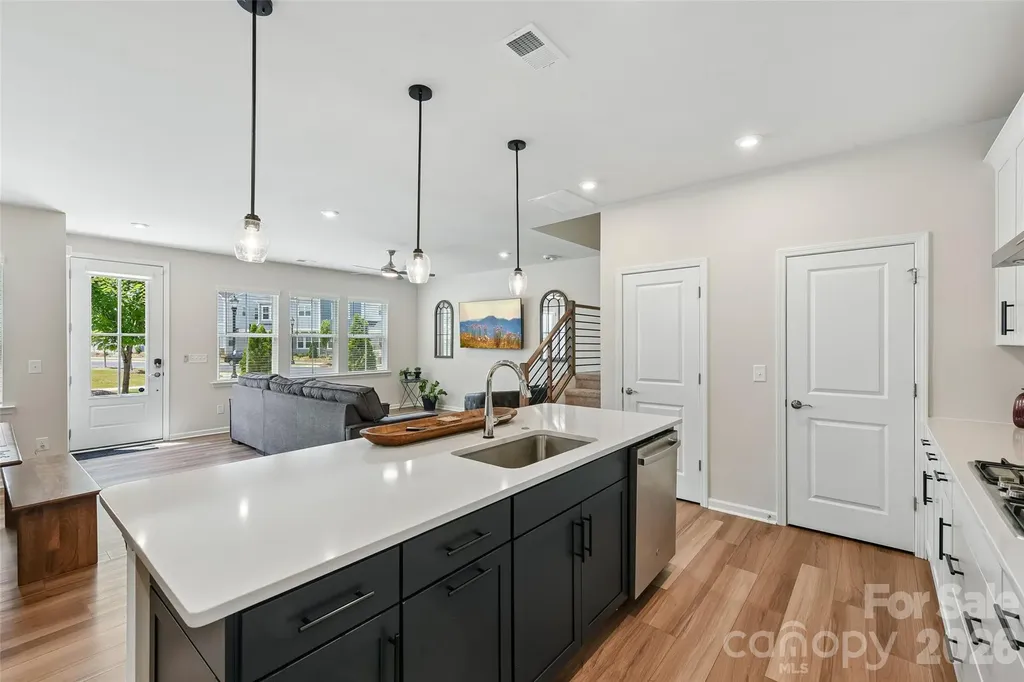 5858 Strathmore Court Charlotte NC 28215