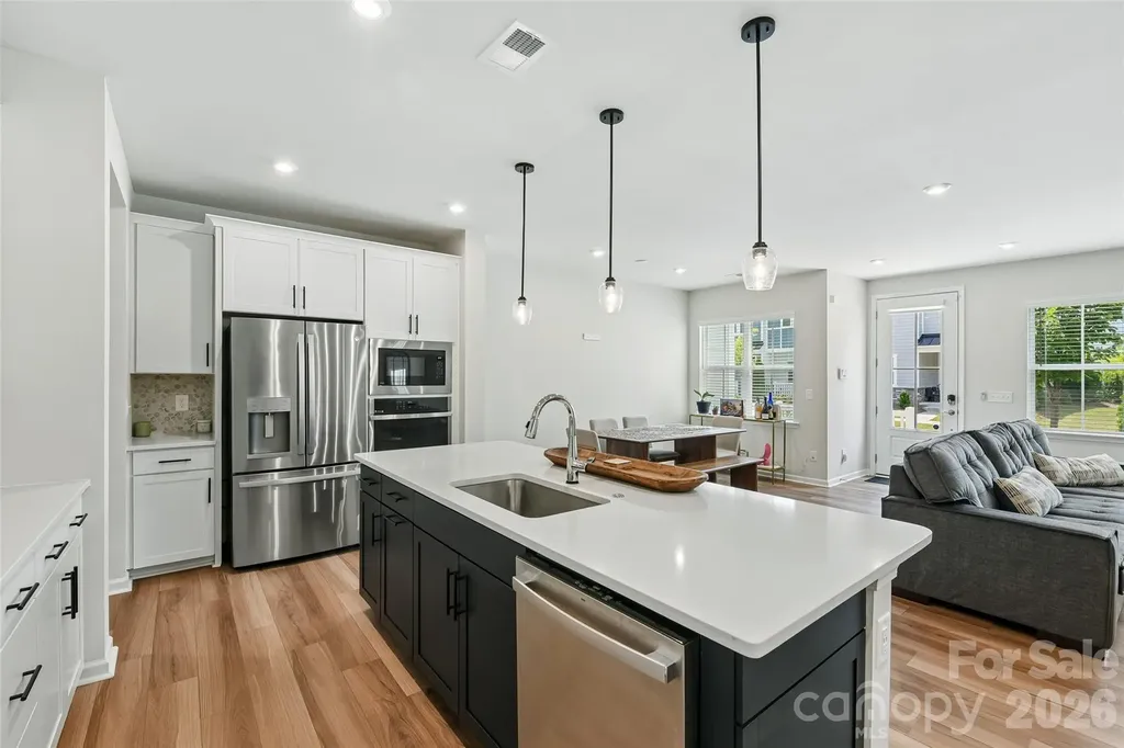5858 Strathmore Court Charlotte NC 28215