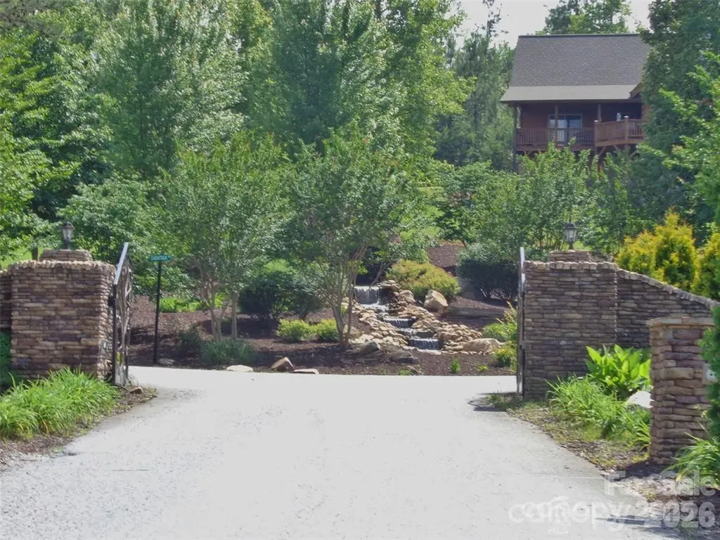 152 Woodgate Trail Nebo NC 28761